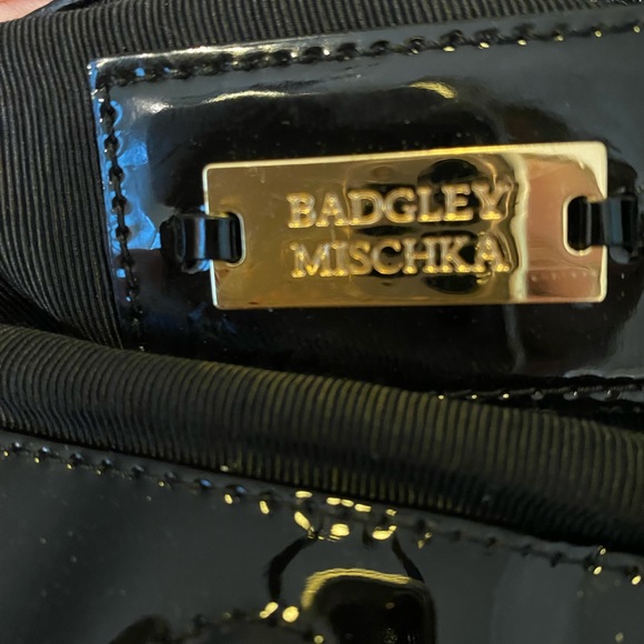 Badgley Mischka Rattan and Pattent Leather Tote - Picture 4 of 7